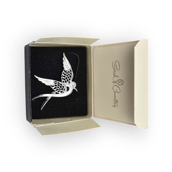 Vintage Sarah Coventry “Peace” Dove Brooch with Original Box – Silver Tone Gift - Picture 9 of 10